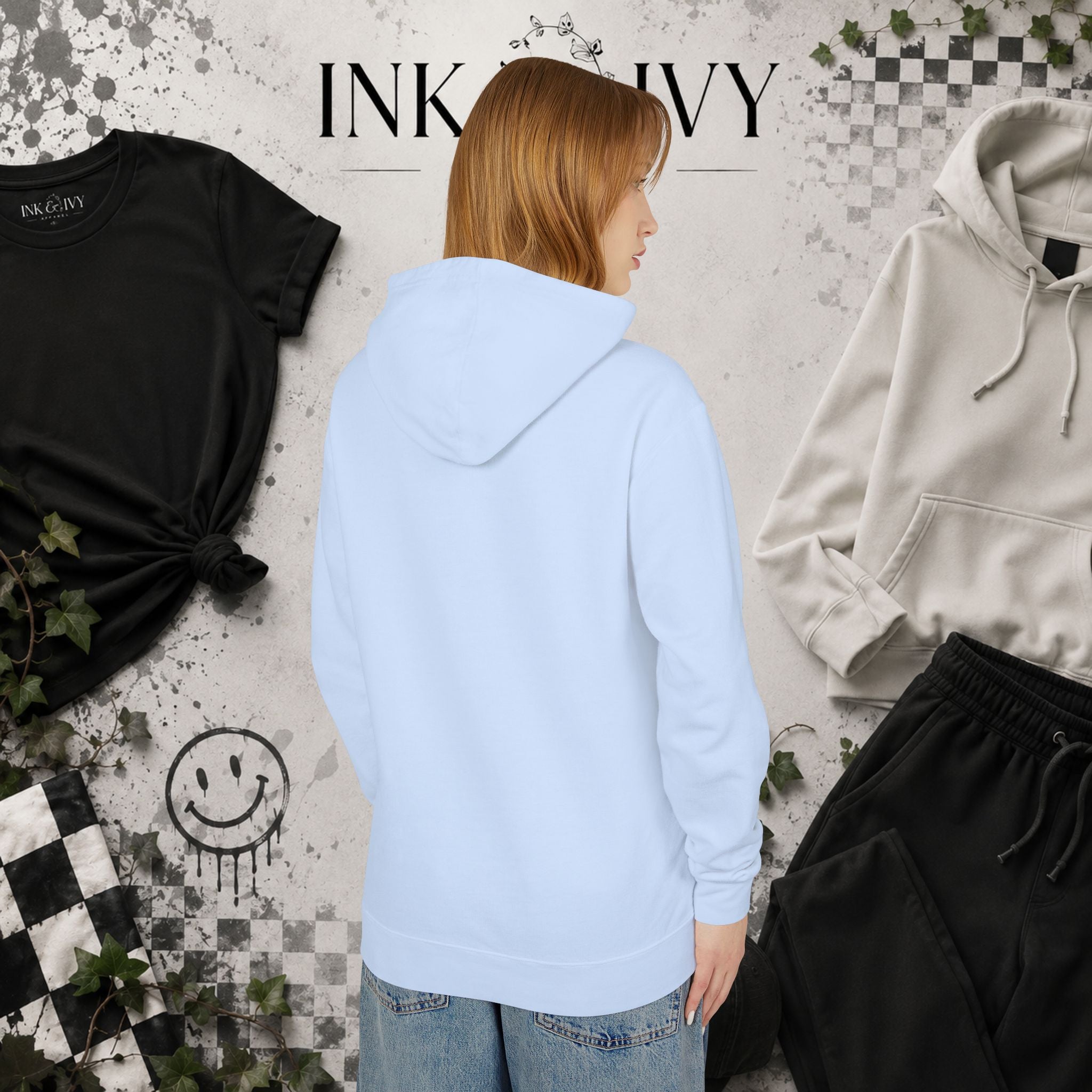 Retro 'Delulu Is the Solulu' Hoodie Printify