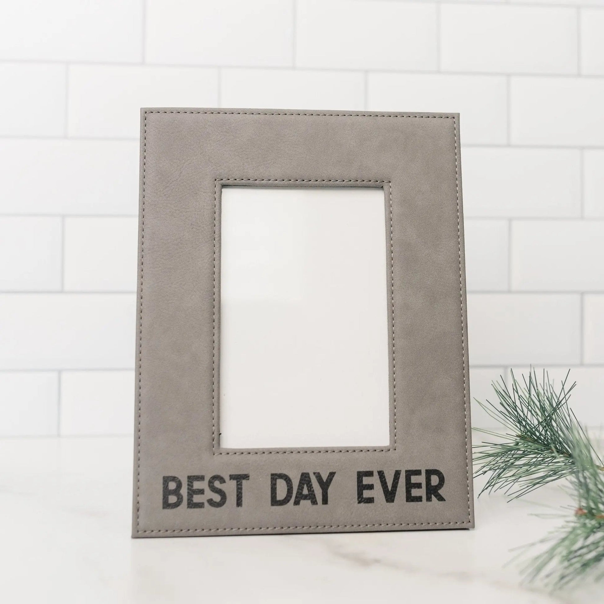 Leather Photo Frame – Elegant Faux Leather Frame For Birthday Gift Her Joyful Moose