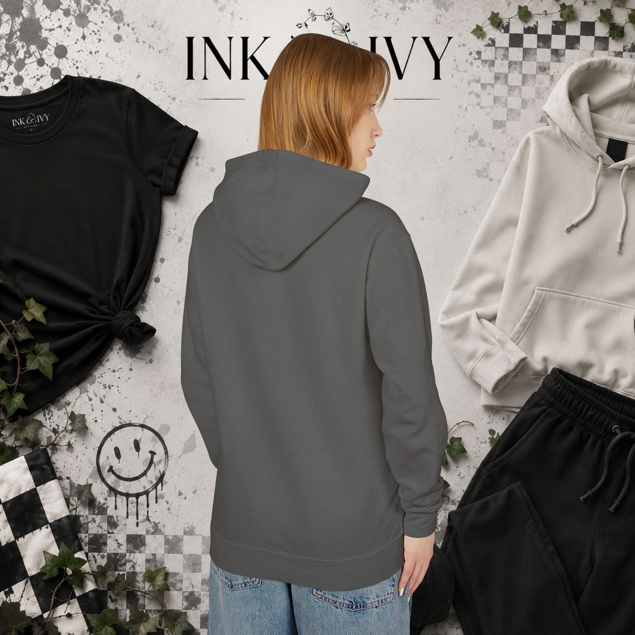 Retro 'Delulu Is the Solulu' Hoodie Printify