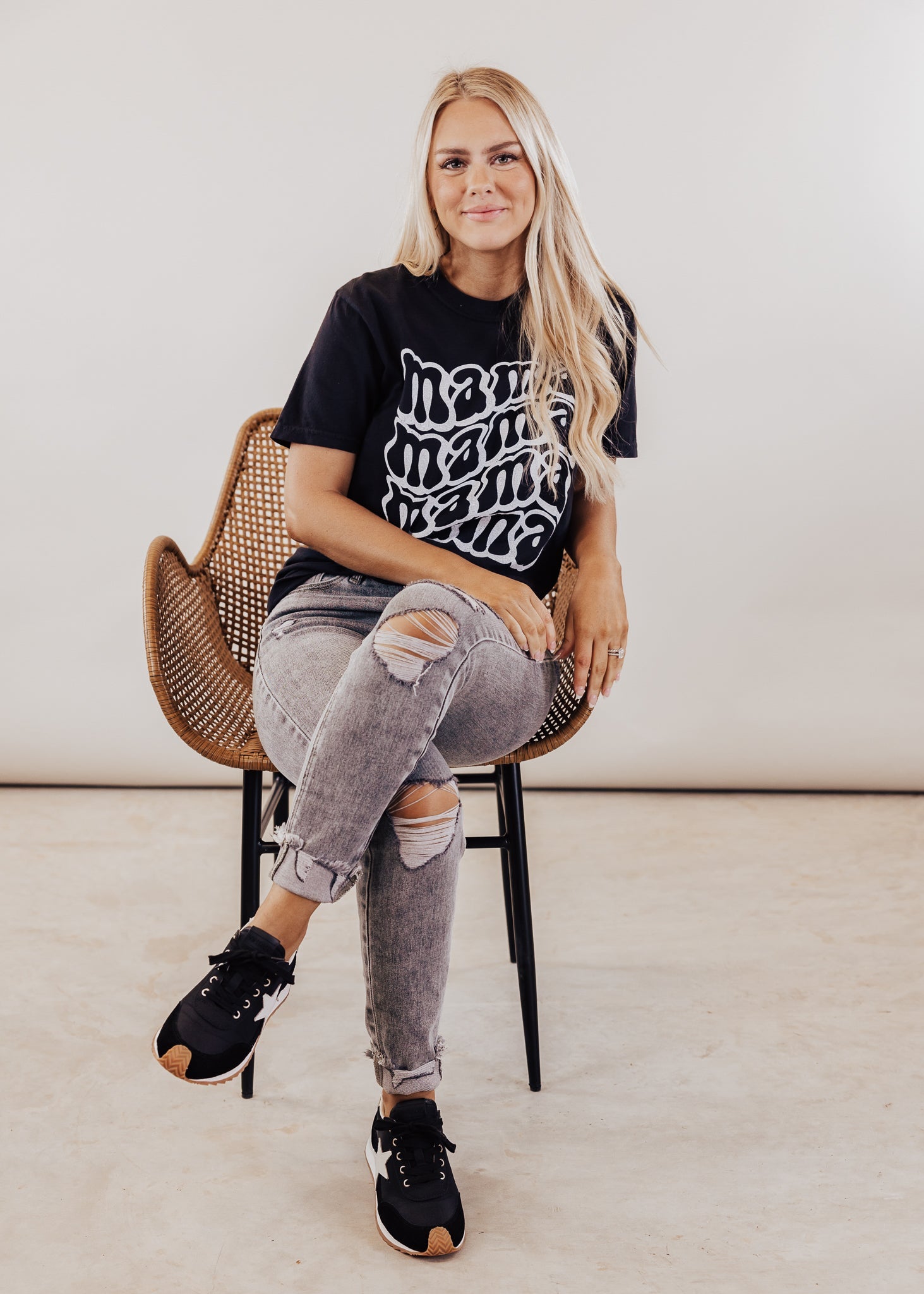 Curvy MAMA Tee *Black (S-3X) Chloe Vs Tank The Boutique