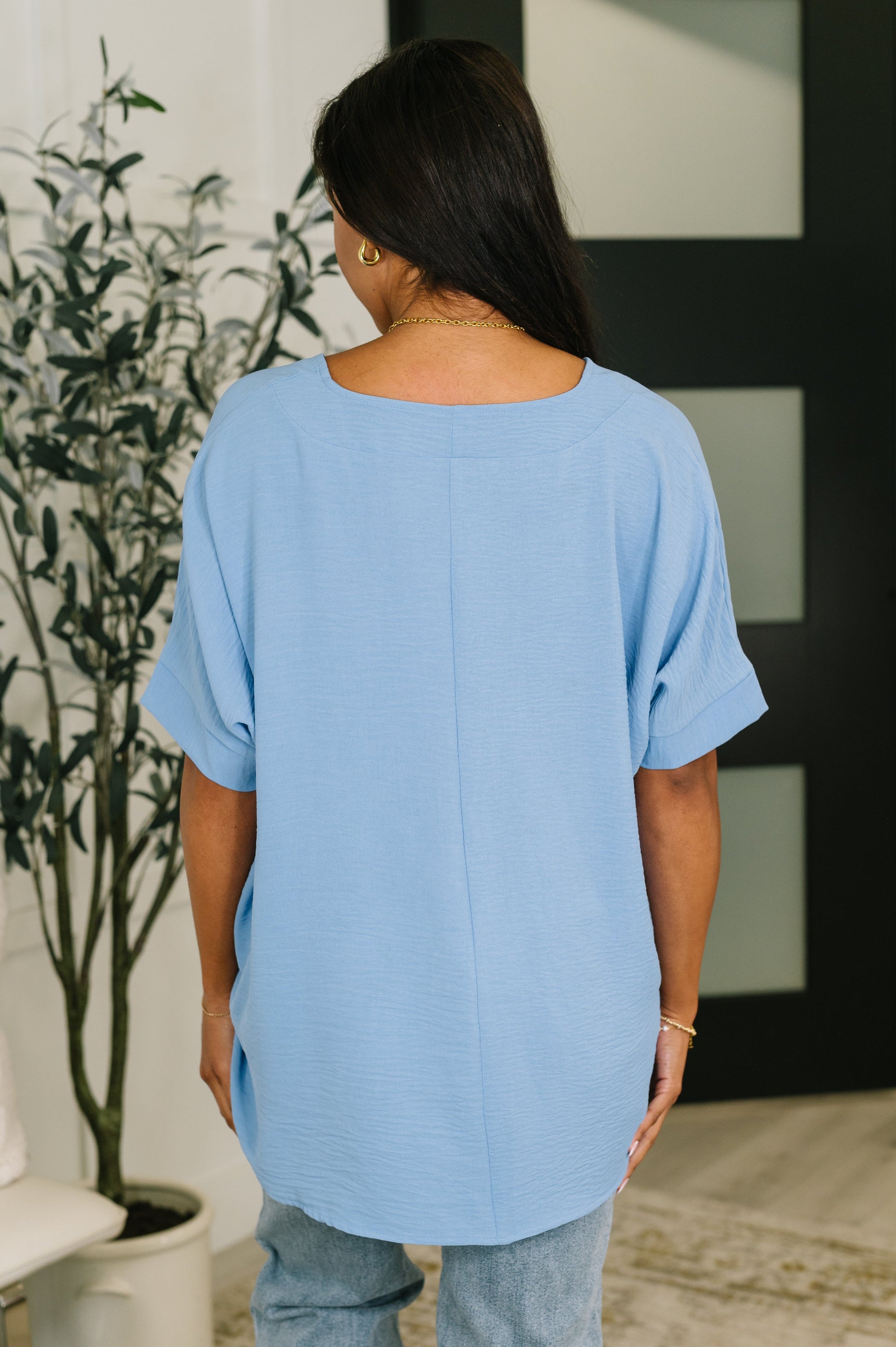 Counter Part Crinkle Woven V-Neck Top in Cornflower Blue Thread & Co. Boutique, LLC