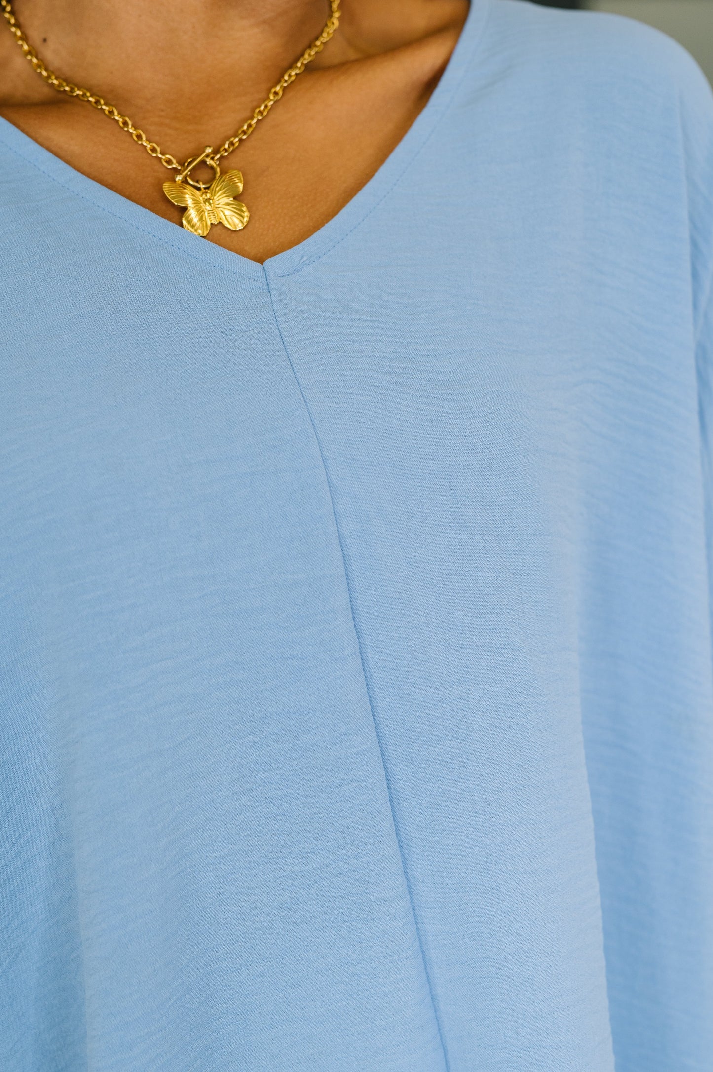 Counter Part Crinkle Woven V-Neck Top in Cornflower Blue Thread & Co. Boutique, LLC