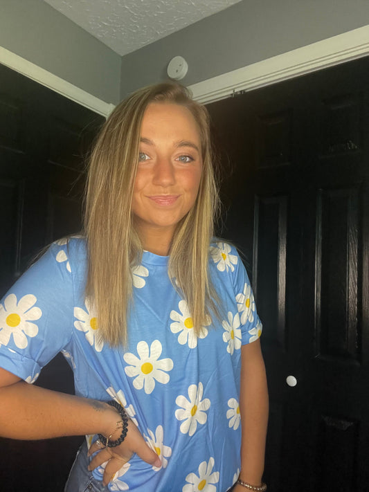 Pink Daisy Printed Crewneck T Shirt Thread & Co. Boutique, LLC