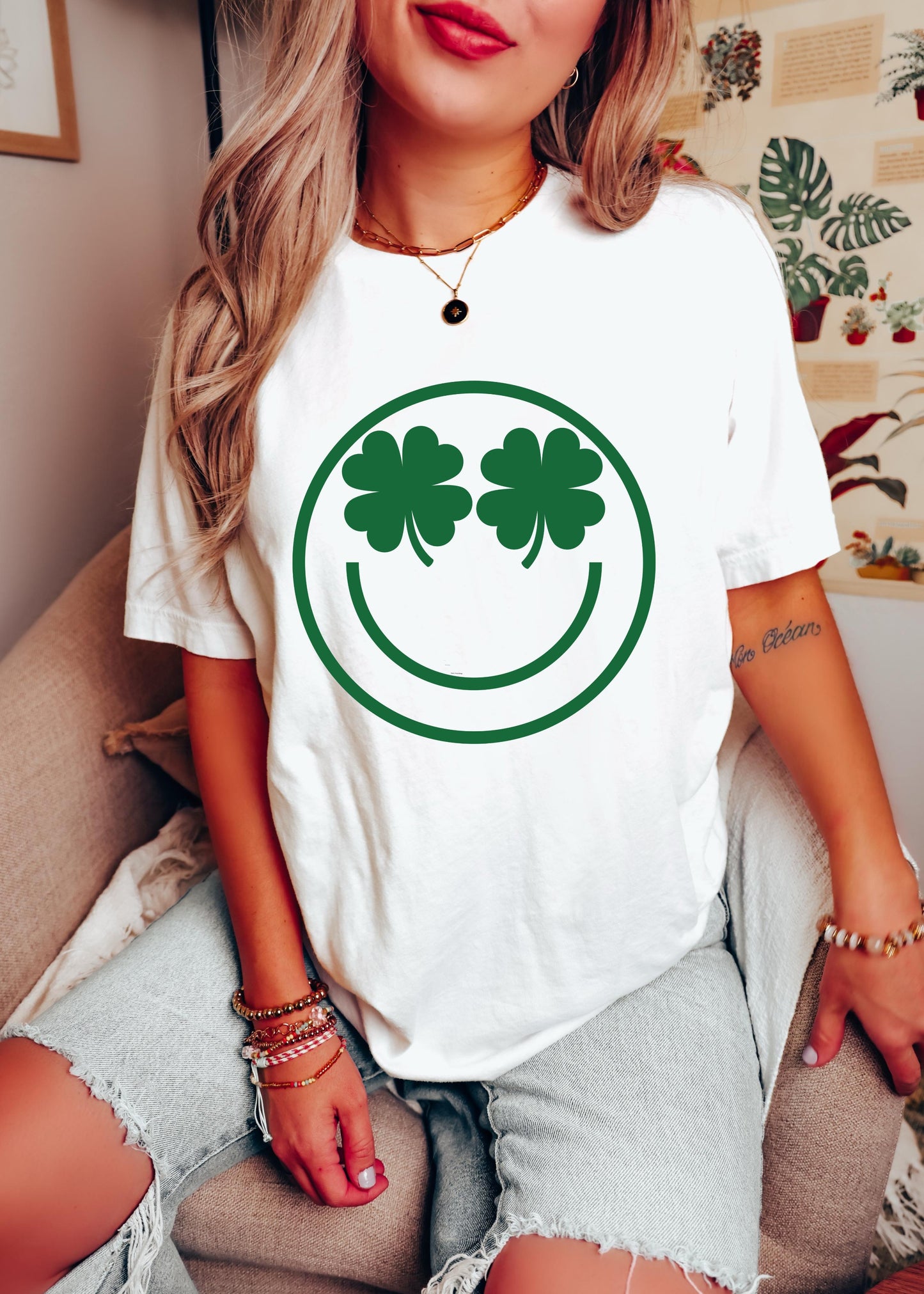 Shamrock Eyes Comfort Colors Tee * Colors (S-3X) Chloe Vs Tank The Boutique