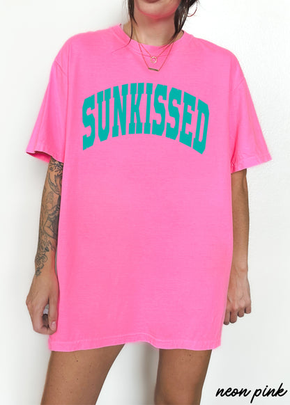 PRE-ORDER: Sunkissed Tee *3 Colors (S-3X) Chloe Vs Tank The Boutique
