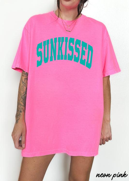 PRE-ORDER: Sunkissed Tee *3 Colors (S-3X) Chloe Vs Tank The Boutique