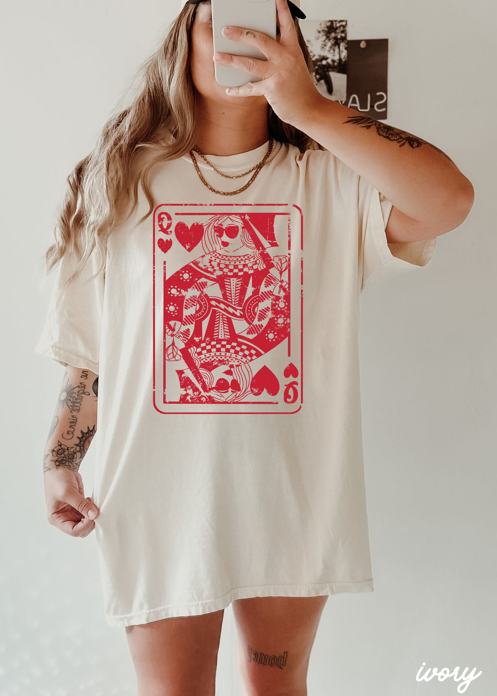 The Queen Tee *2 Colors (S-3X) Chloe Vs Tank The Boutique