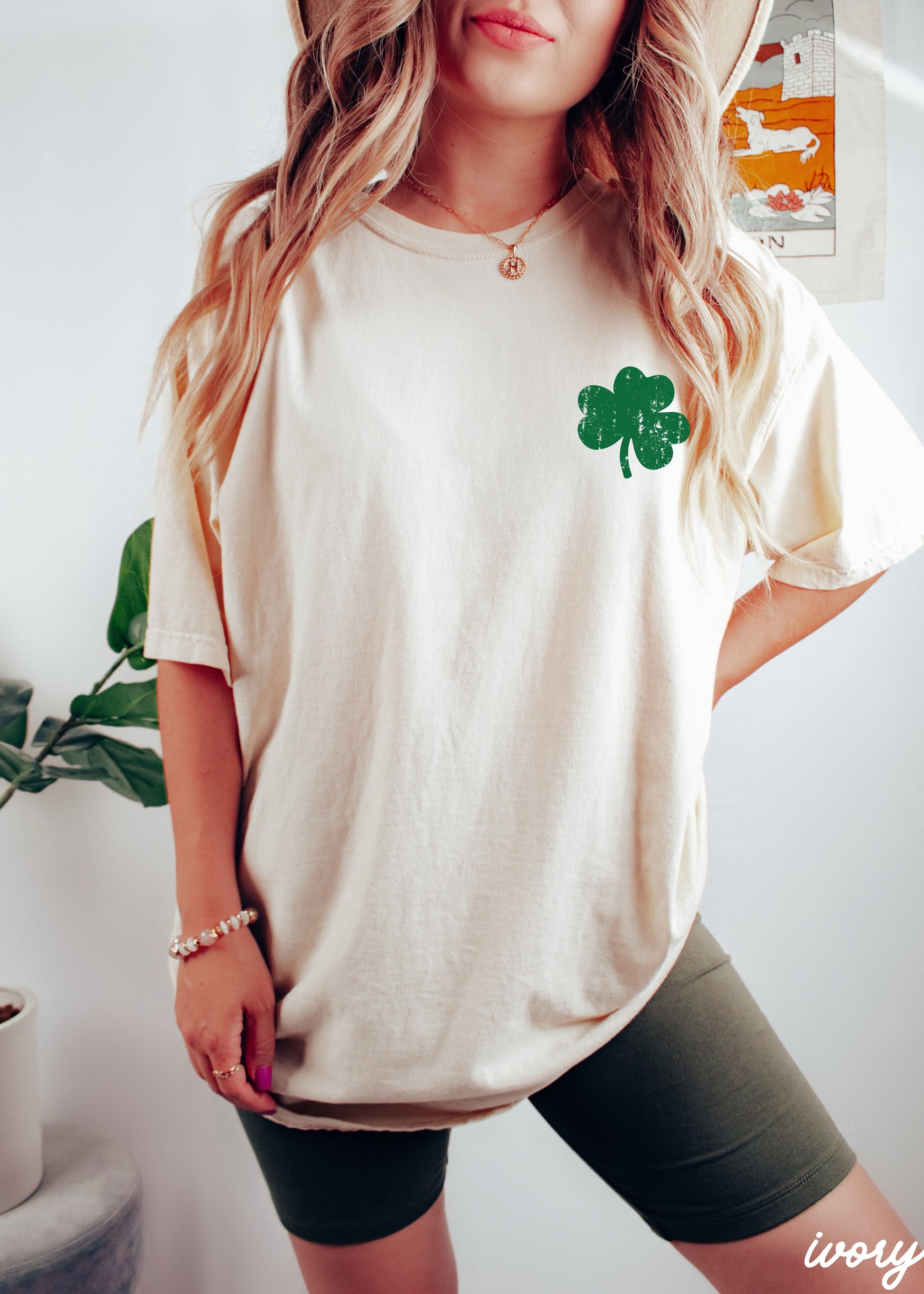 Can't Pinch This Back Side Comfort Colors Tee *3 Colors (S-3X) Chloe Vs Tank The Boutique
