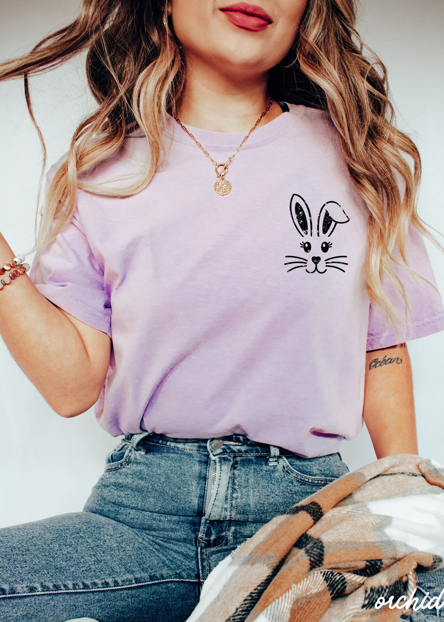 Pocket Bunny Comfort Colors Tee *15 Colors (S-3X) Chloe Vs Tank The Boutique