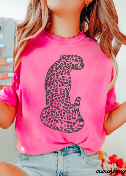 Sitting Cheetah Tee *13 Colors (S-3X) Chloe Vs Tank The Boutique