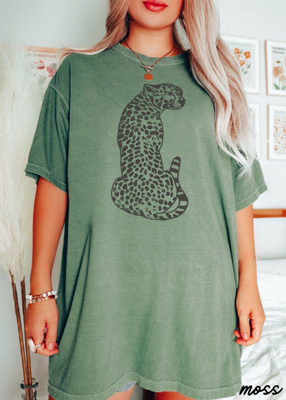 Sitting Cheetah Tee *13 Colors (S-3X) Chloe Vs Tank The Boutique