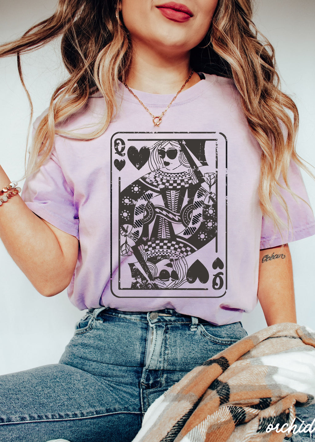 The Queen Tee NEUTRAL Colors *8 Colors (S-3X) Chloe Vs Tank The Boutique