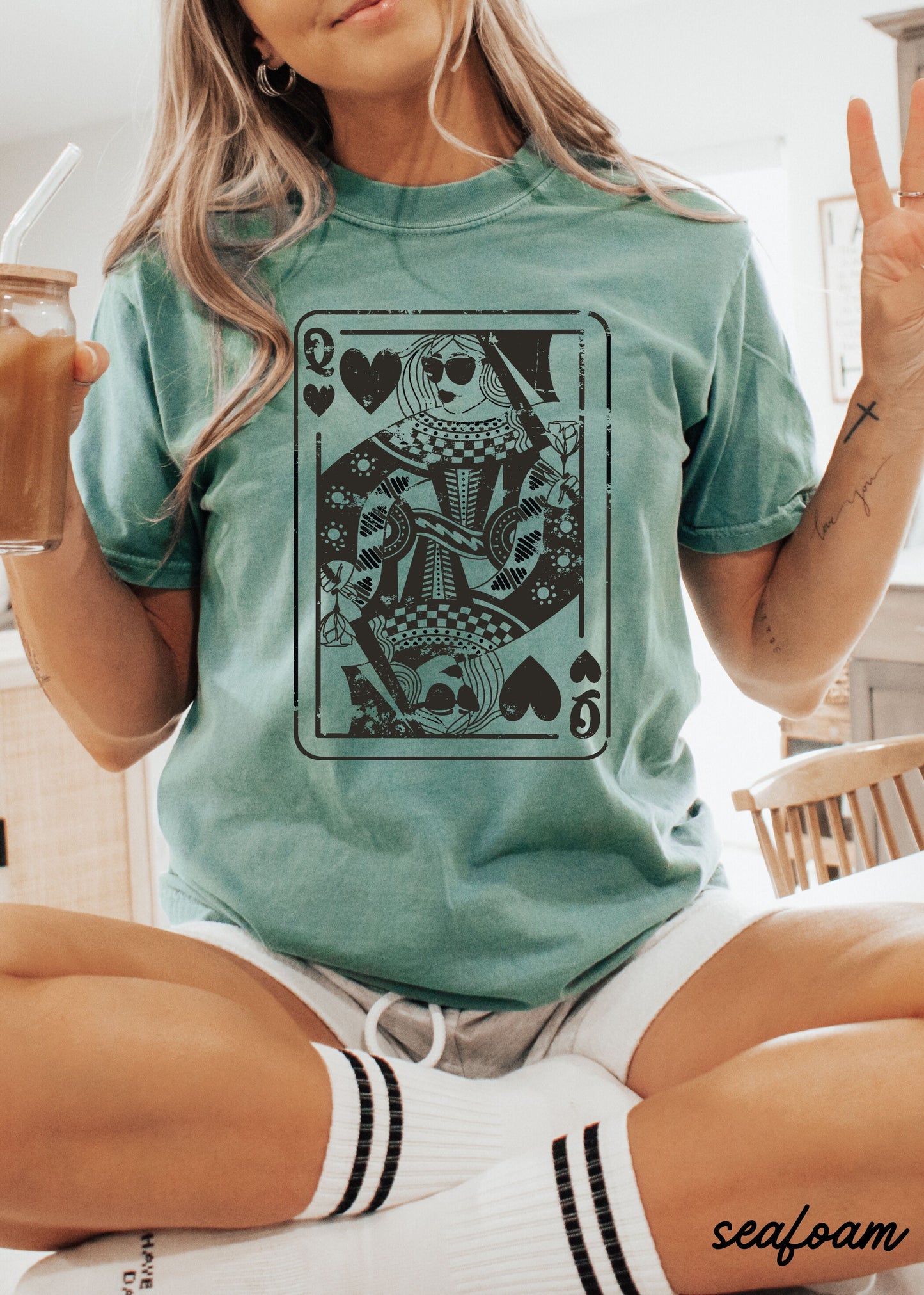 The Queen Tee NEUTRAL Colors *8 Colors (S-3X) Chloe Vs Tank The Boutique