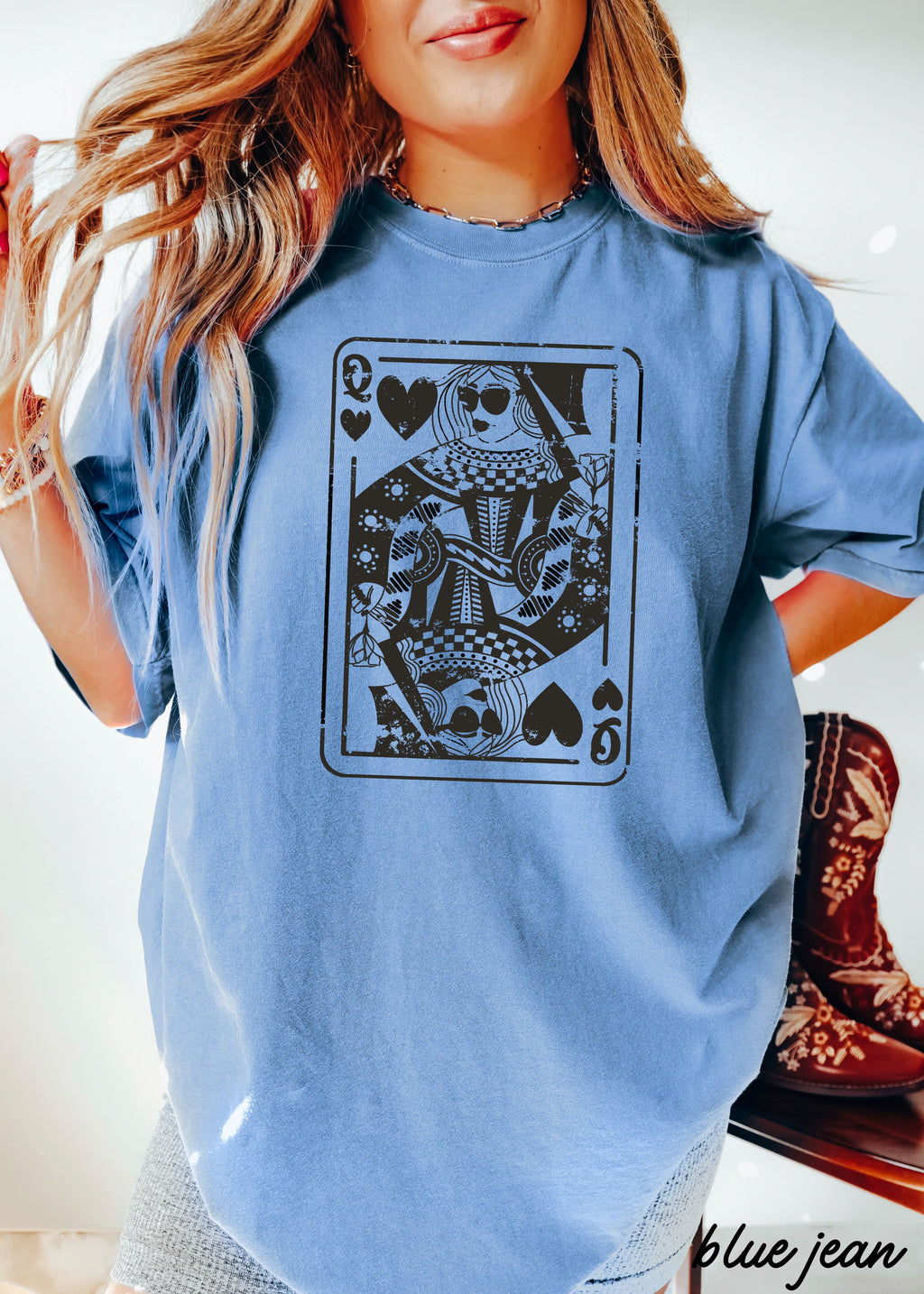The Queen Tee NEUTRAL Colors *8 Colors (S-3X) Chloe Vs Tank The Boutique