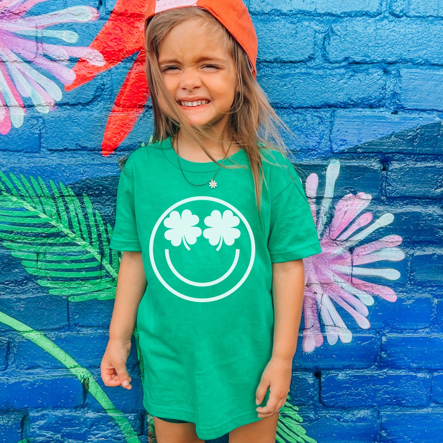 YOUTH Shamrock Eyes Tee *2 Colors (XS-XL) Chloe Vs Tank The Boutique