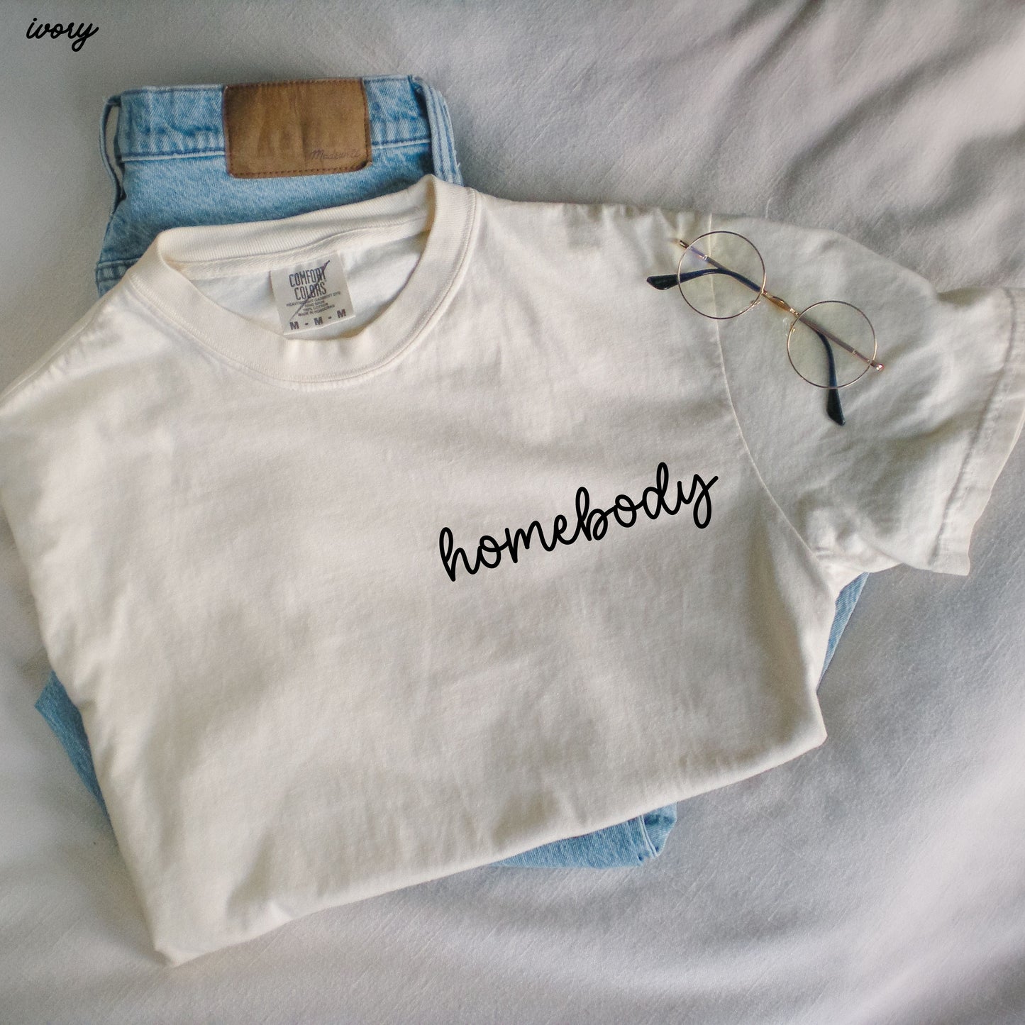 Homebody Cursive Tee *10 Colors (S-3X) Chloe Vs Tank The Boutique