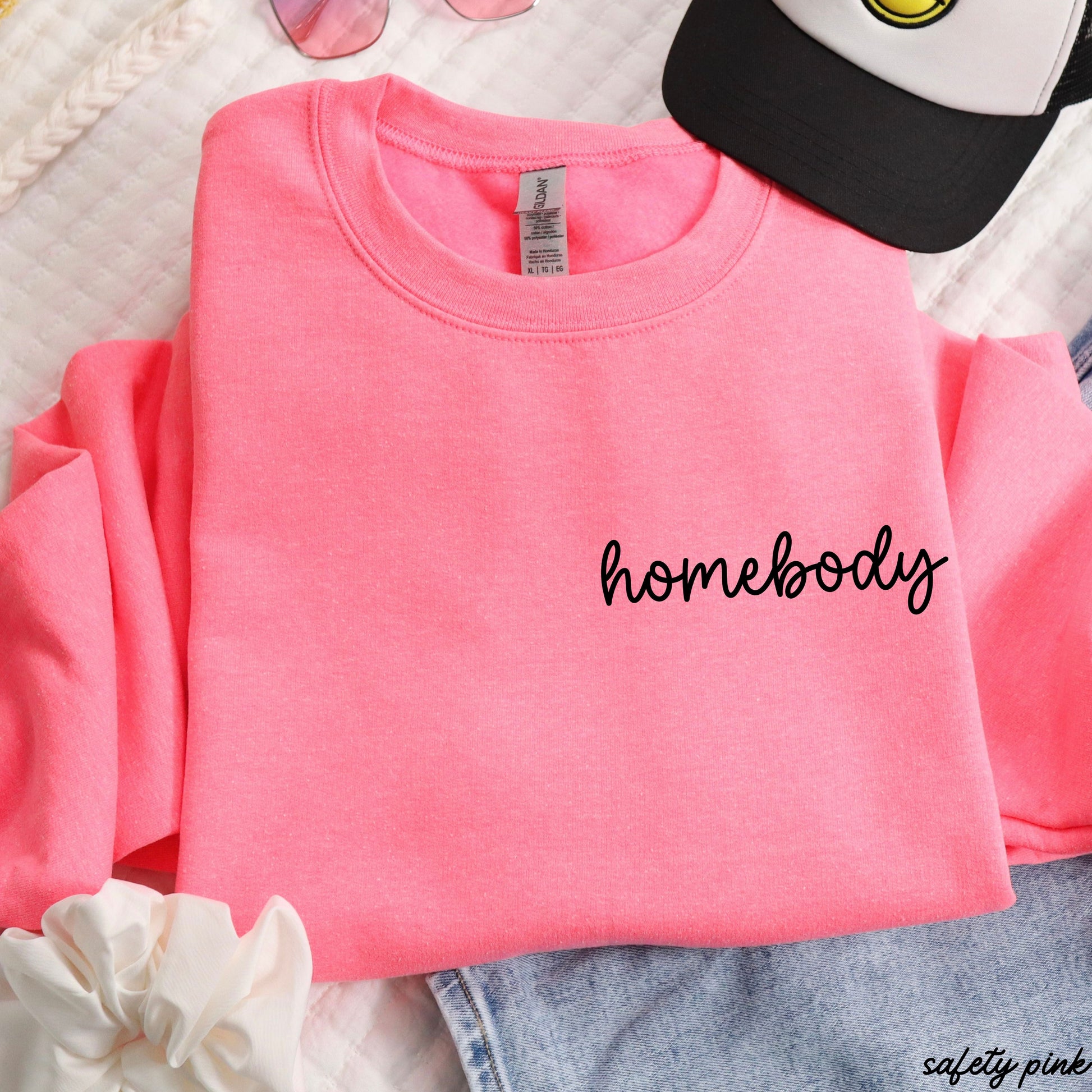 PRE-ORDER: Homebody Cursive Sweatshirt *6 Colors (S-3X) Chloe Vs Tank The Boutique