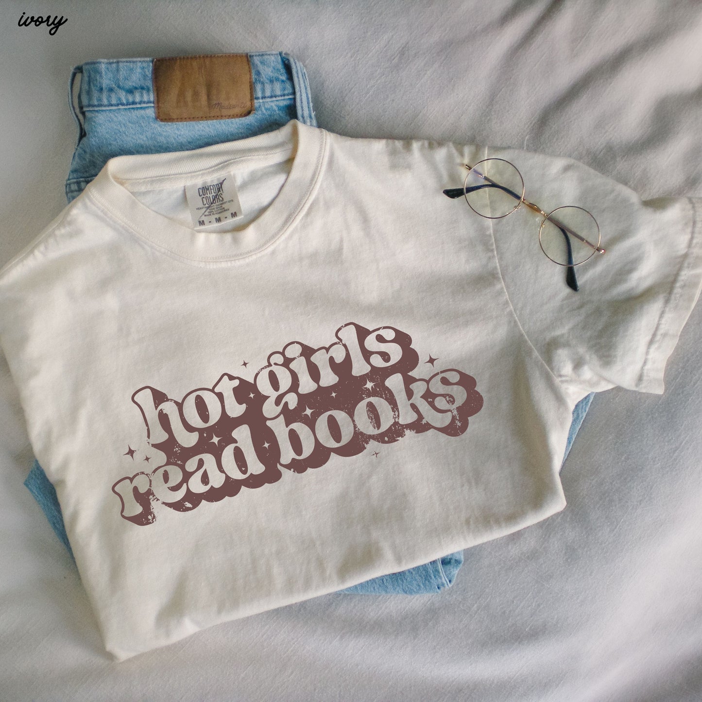 Pre-Order: Hot Girls Read Books Tee *11 Colors (S-3X) Chloe Vs Tank The Boutique