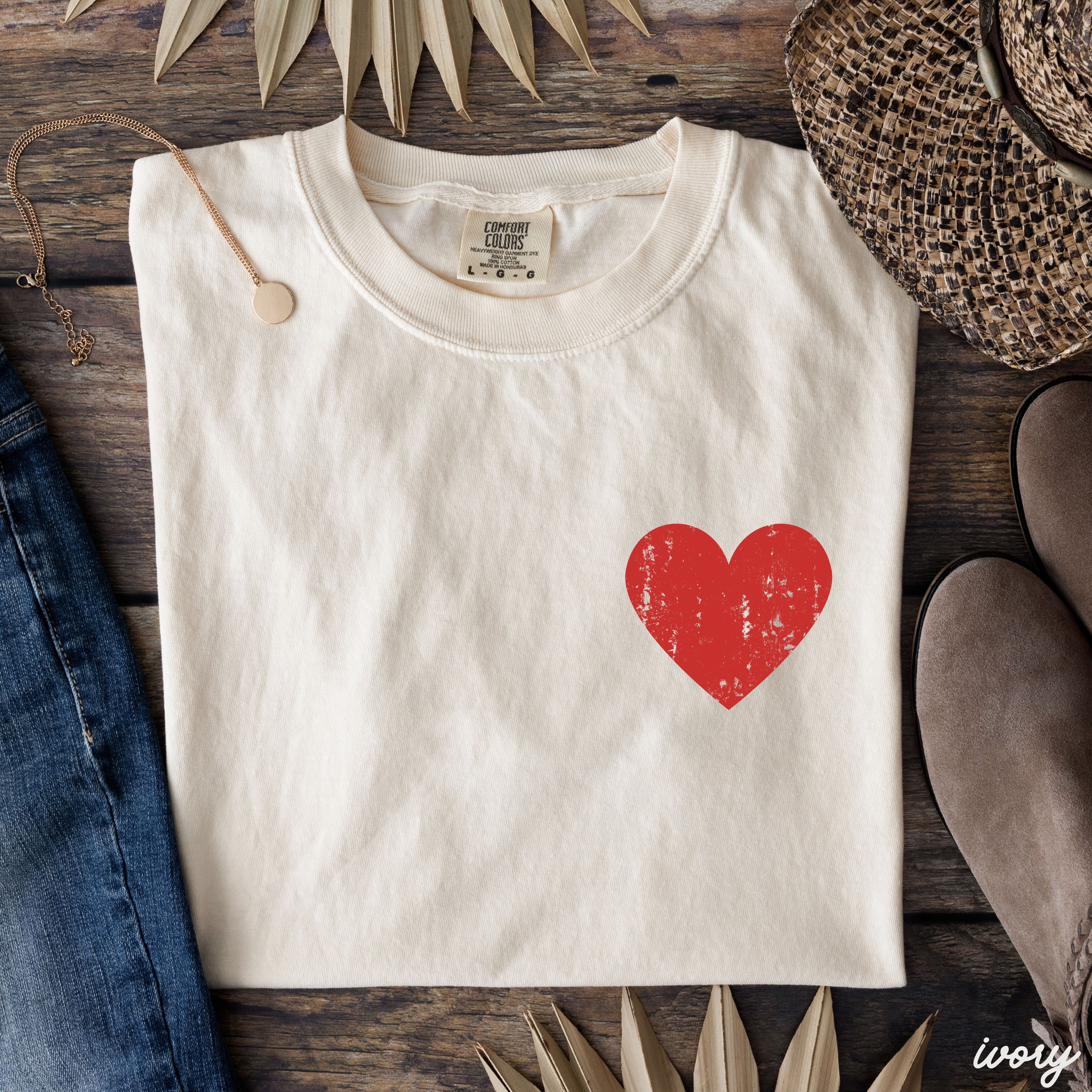 Pocket Heart Tee *7 Colors (S-3X) Chloe Vs Tank The Boutique