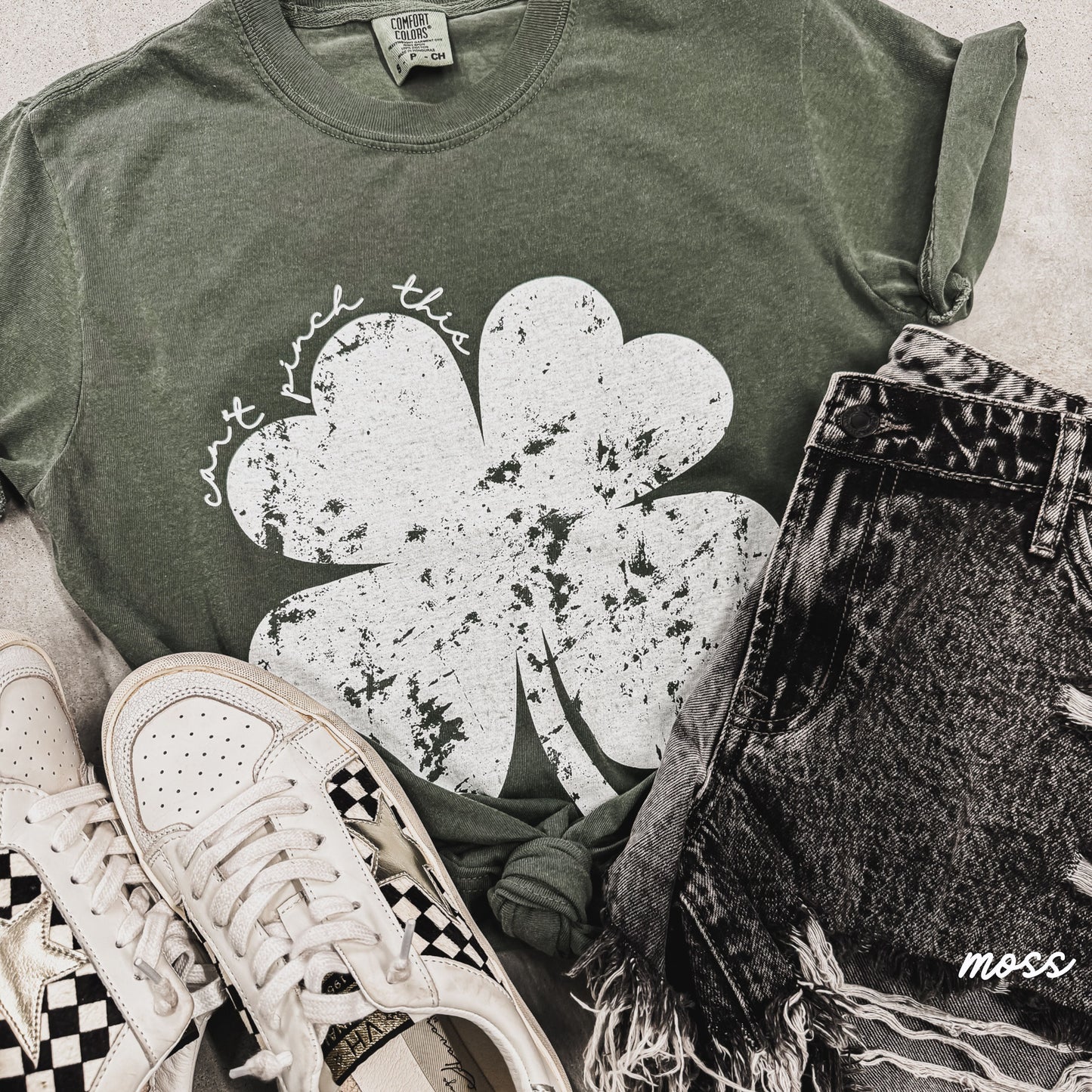 Distressed Shamrock Can't Pinch This Comfort Colors Tee *5 Colors (S-3X) Chloe Vs Tank The Boutique