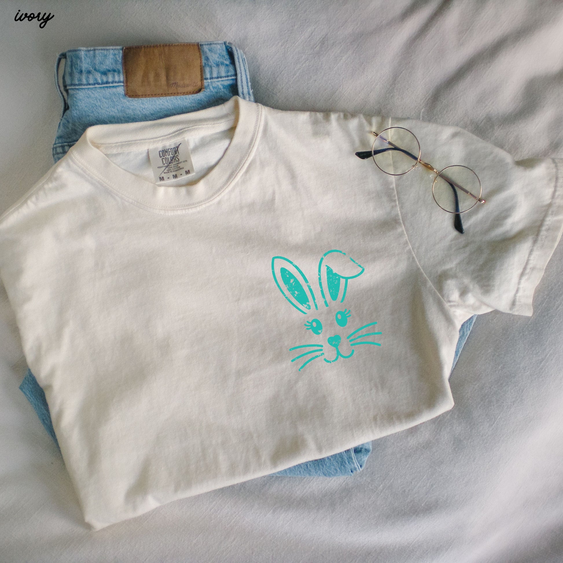 Pocket Bunny Comfort Colors Tee *15 Colors (S-3X) Chloe Vs Tank The Boutique